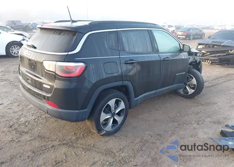 2020 Jeep Compass Latitude 4X4 z USA, uszkodzony, nr VIN 3C4NJDBB7LT100824